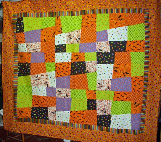 [0810 Halloween Qult Top[2].jpg]