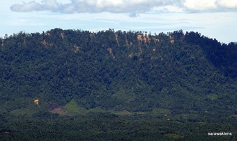 [View_from_Gunung_Jagoi_View_point_52.jpg]