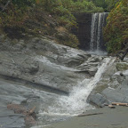Cascada cerca a las playas de Ladrilleros