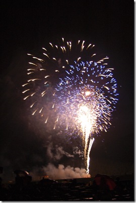 2010_0704_AFA-fireworks-108