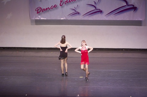 [2011_0318_TDC-DEA2011-38-CantHurryLove-36-w[2].jpg]