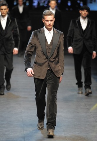 [dolce-gabbana05[7].jpg]