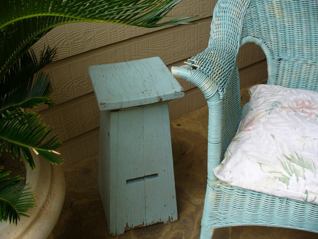 [wicker chair redo 001[4].jpg]