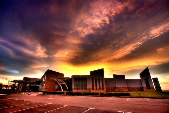 [IMG_8798_799_800_tonemapped[3].jpg]