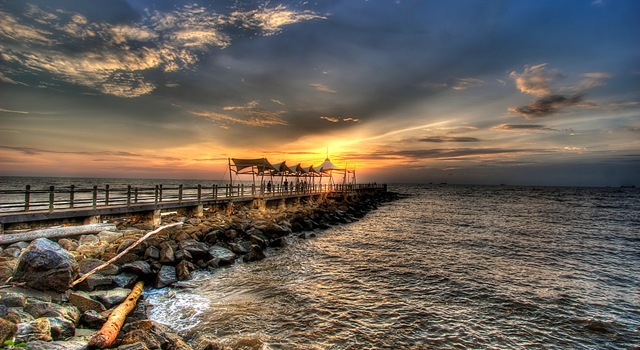 [IMG_8561_2_3_tonemapped[3].jpg]