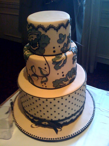 In another room, Ron Ben-Israel Cakes were on display. How beautiful is this design?