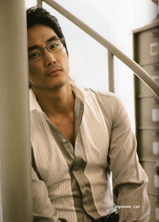 song-seung-hun-90430007.jpg