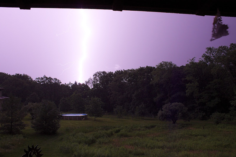 IMAGE: http://lh5.ggpht.com/_FqTNmgNQHz8/TCGDJtD5ImI/AAAAAAAAKaI/MYc_HBlyaaA/s800/The%20most%20powerful%20bolt%2C%20_MG_7261%20-%20Version%202.jpg