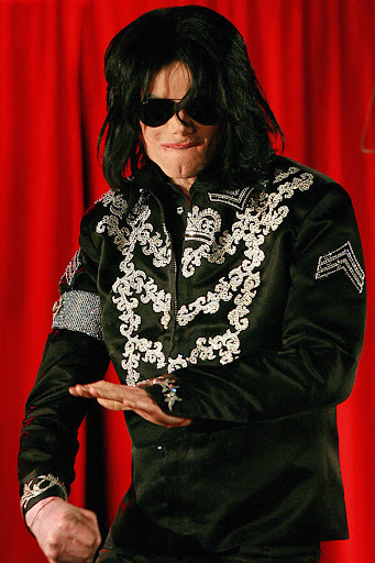 michaeljackson_12.jpg