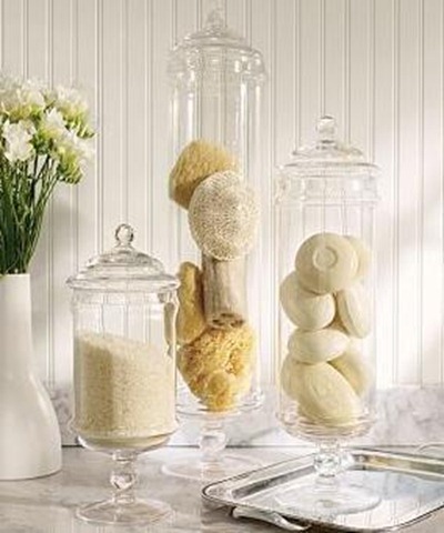 Stilleben med vardagsföremål, Pottery Barn