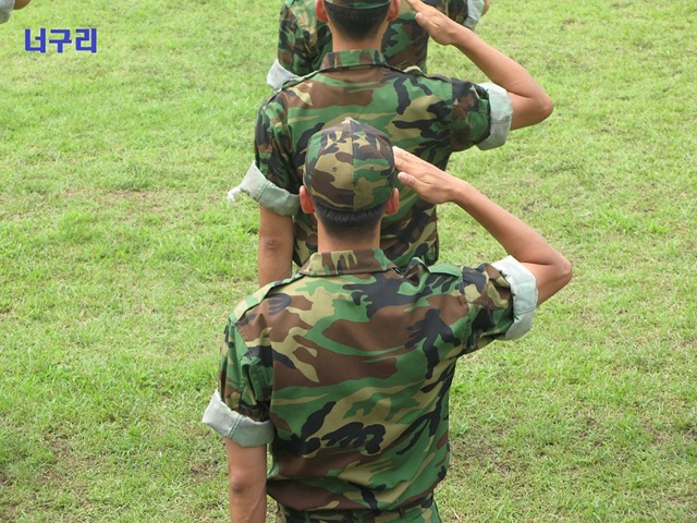 [KimNamGil-FC.blogspot.com KNG Soldier Uniform (18)[8].jpg]