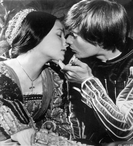 [romeo_juliet_zeffirelli[2].jpg]