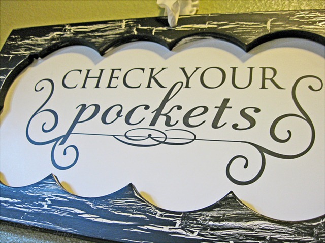 [laundrysign84.jpg]