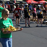 Food! First rest stop: everyone is still energetic.