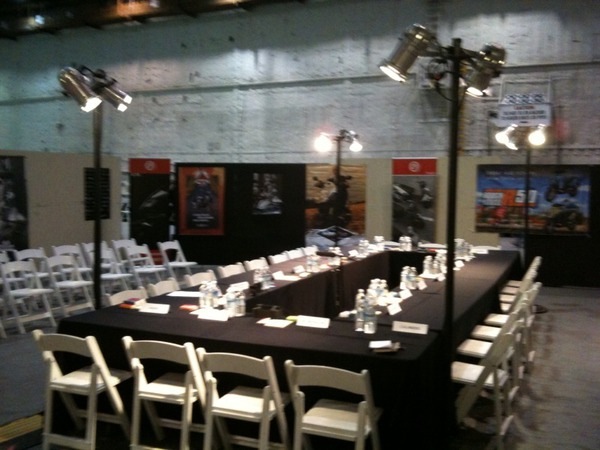 [Larry Crowne 2[4].jpg]