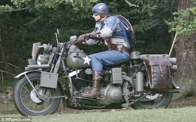 Amerika Kapitány jelmeze 001