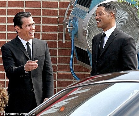 Forog a Men in Black III 02