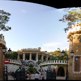Park Güell -->