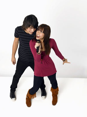 [Demi_Lovato_e_Joe_Jonas[4].jpg]