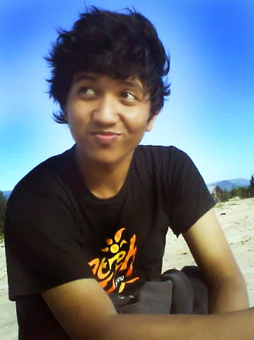 tutorial-photoshop-dan-illustrator-mendesain-kaos-sederhana http://lh5.ggpht.com/_GMjfiEXSSQY/TE5162I_8tI/AAAAAAAAAoY/LA09UW054cI/1.jpg