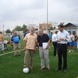 Antonio Rodrigo Torrijos y José Manuel García inauguran un campo de césped artificial