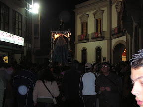 27/01/08: La Virgen dirigiéndose hacia las puertas del Ayuntamiento. Foto: Pozoblanco News, las noticias y la actualidad de Pozoblanco (Córdoda)* www.pozoblanconews.blogspot.com