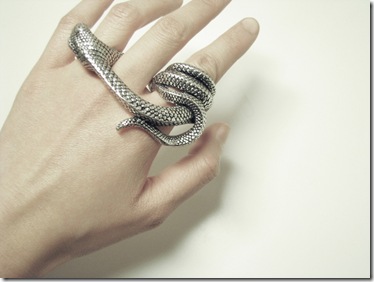 211066-9-1267962120752
