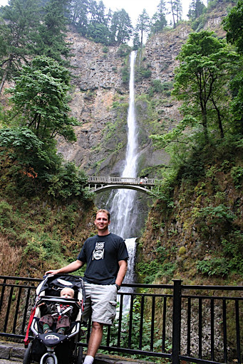 Brian and Owen at Multnomah Falls