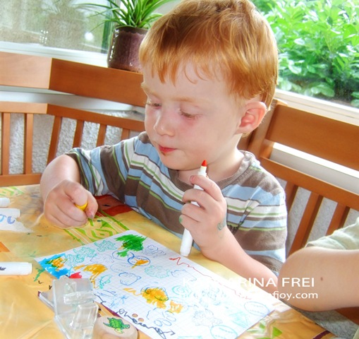 [craftingWithTheKids1[5].jpg]