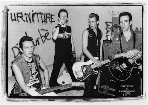 clash-auralevine-a 1.jpg