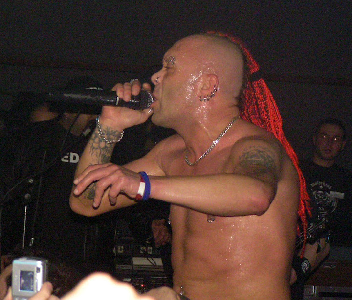 exploited hardcore punk wattie koncert