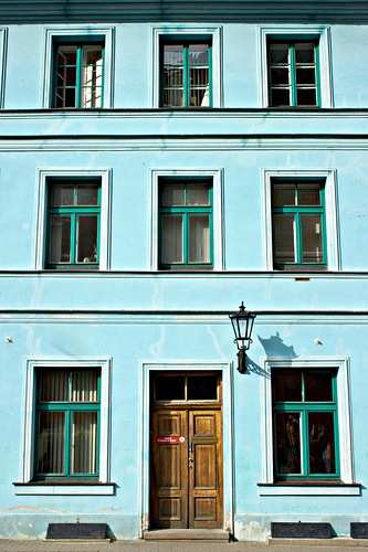 [turquoise house[4].jpg]
