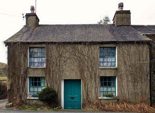 [house with turquoise door[5].jpg]