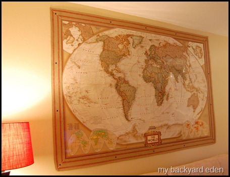 Map with Jute Webbing Frame