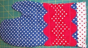 [bday-runner-cake-hot-pads-064-188x300[1][4].jpg]