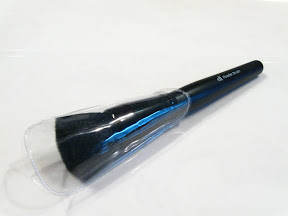 powder brush