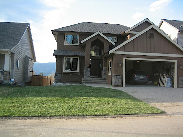 All done - we have a front lawn!