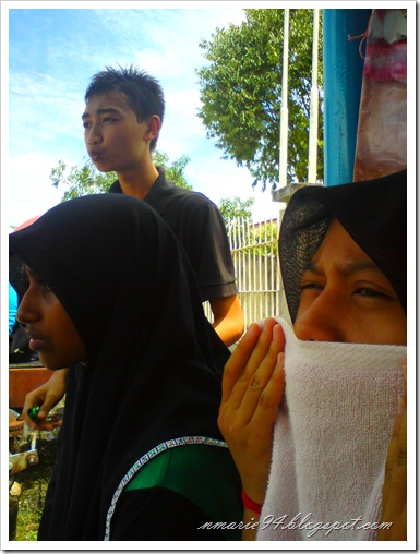 Faiz ; Hafizah (?) ; Mirza