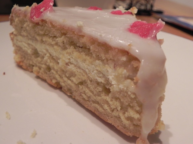 [340 - Slice of cake[2].jpg]