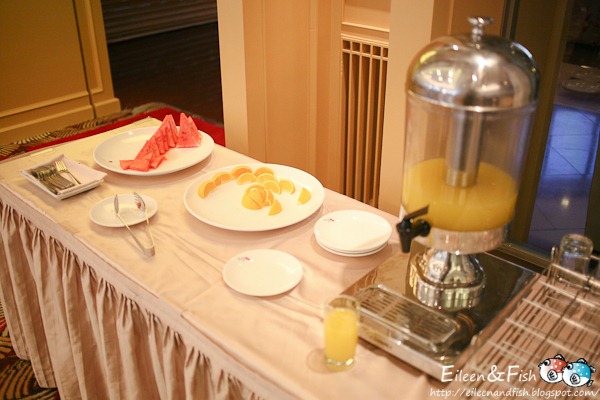 [201009010_1-6[2].jpg]