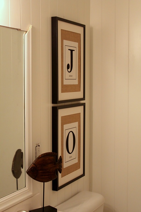 Monogram
Burlap Monogram Burlap