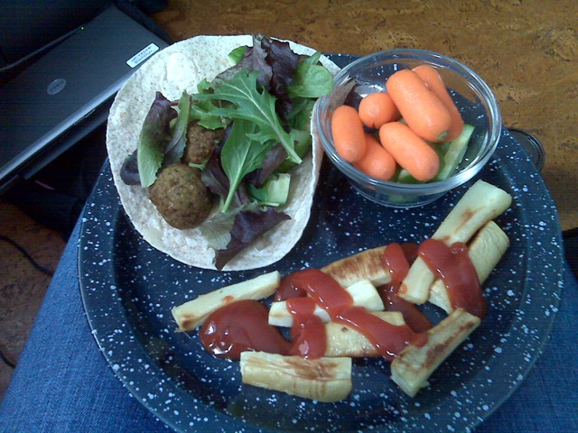 [sun lunch[2].jpg]
