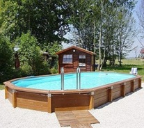 Piscine en bois hors sol 