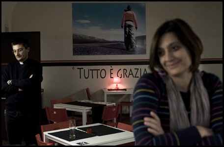 Bar en cripta de iglesia en Roma