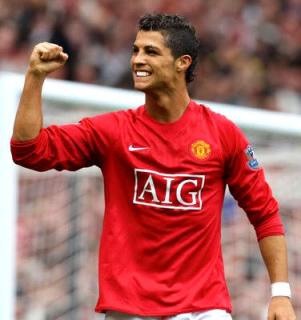[Cristiano_Ronaldo_Football_Hero[4].jpg]