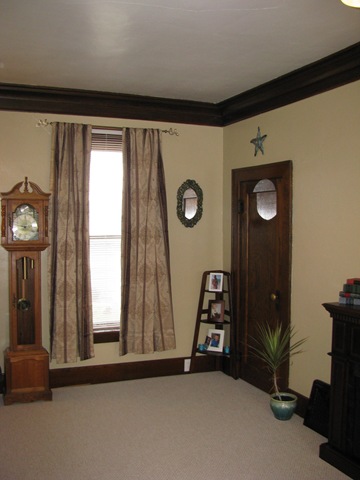 [LivingRoom0072.jpg]