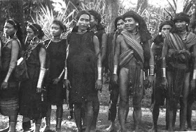 http://lh5.ggpht.com/_ITNhx4_mylE/TARaC8_5AVI/AAAAAAAAA3c/_y_qfdI4Ze8/s640/Cochinchine17-1949.jpg