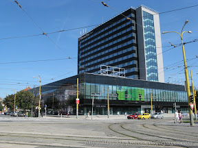 HlavnaZapad