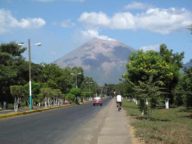 [Volcano[2].jpg]