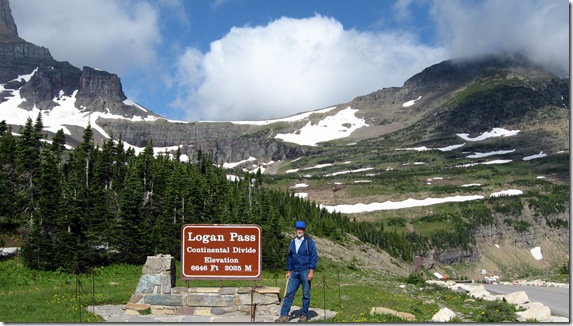2010-07-28 -1- MT, Glacier National Park - Hiking Highline Trail 1001